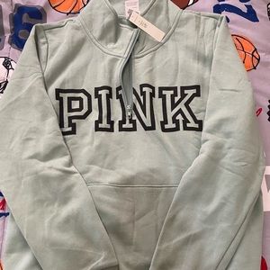 VS half zip pullover sweatshirt